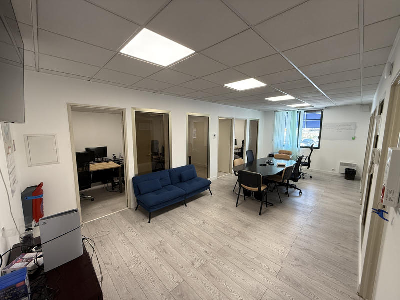Bureau - 160 m²