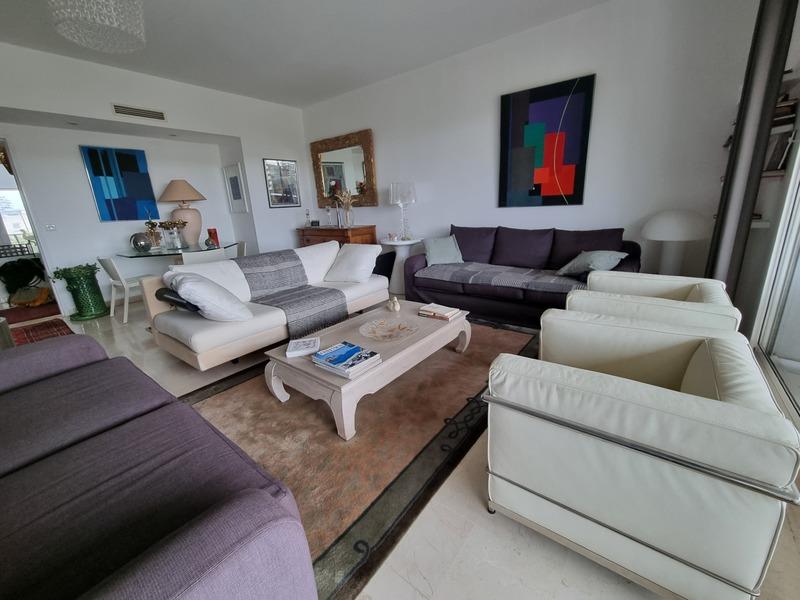 Appartement - 132 m² - 5 pièces