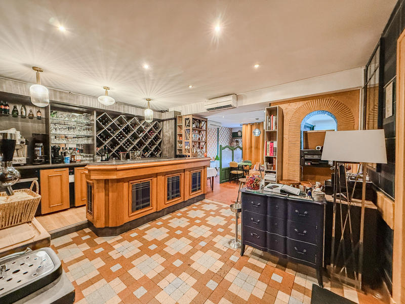 Appartement - 300 m²