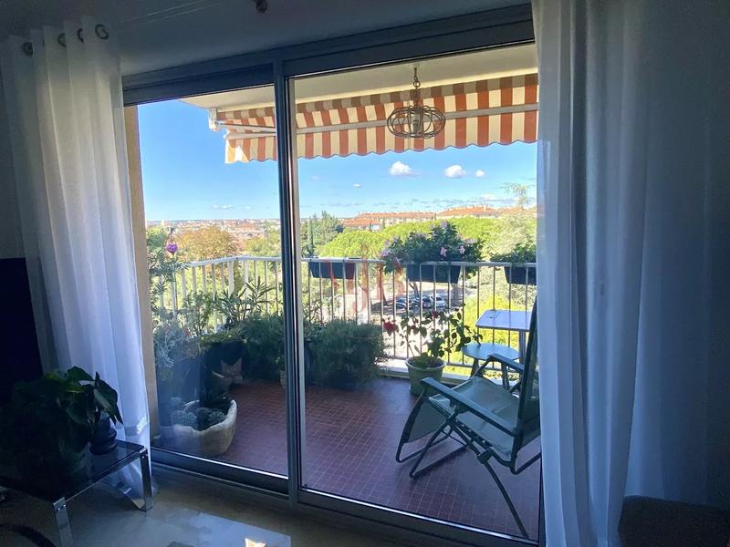 Appartement - 94 m² - 4 pièces