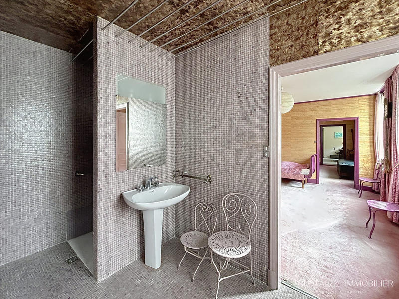 Maison ancienne - 340 m² - 10 pièces