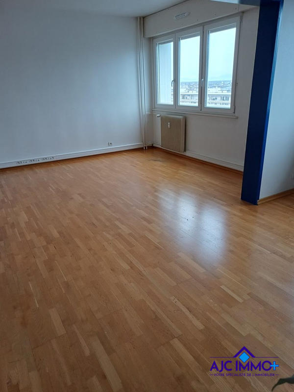 Appartement - 97 m² - 4 pièces