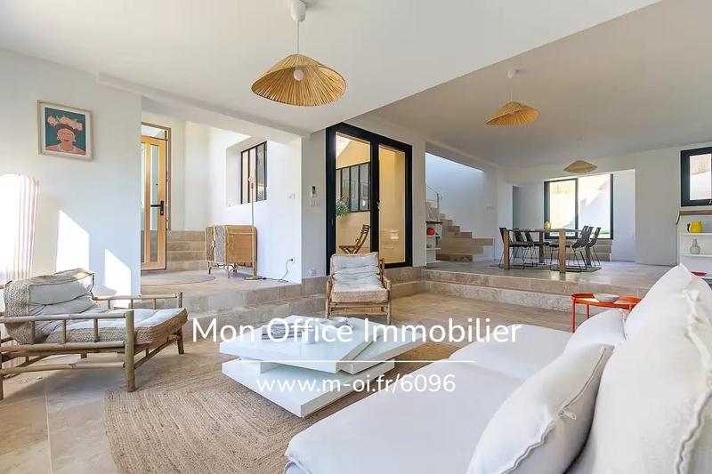 Villa - 180 m² - 7 pièces