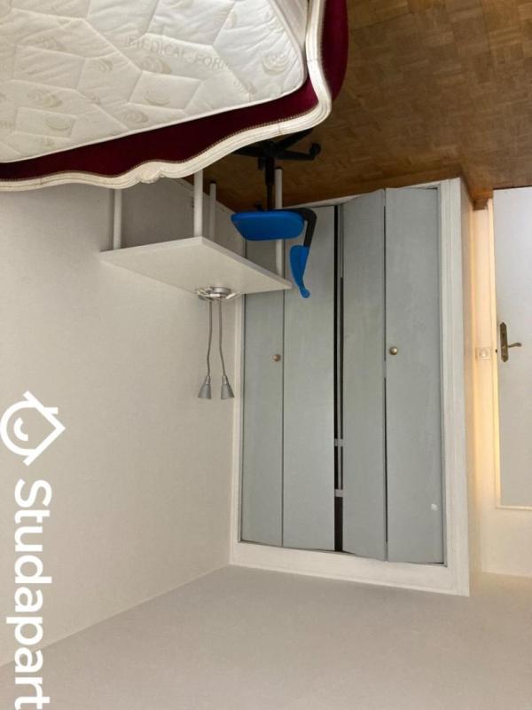 Chambre - 12 m² - 1 pièce