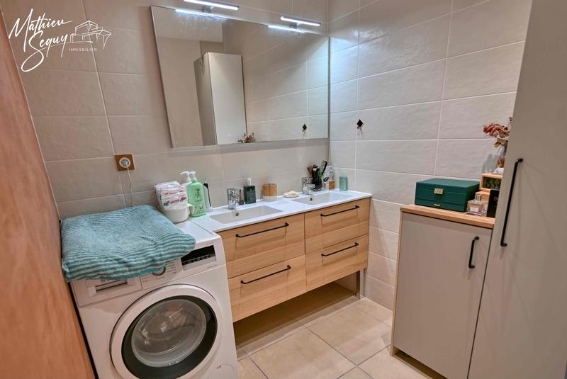 Appartement - 70 m² - 3 pièces