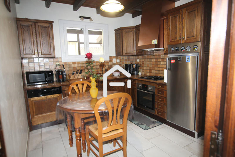 Maison - 152 m² - 6 pièces