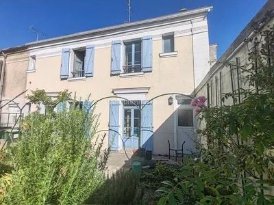 Maison - 80 m² - 5 pièces