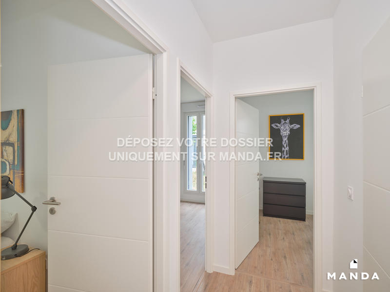Chambre - 14 m² - 5 pièces