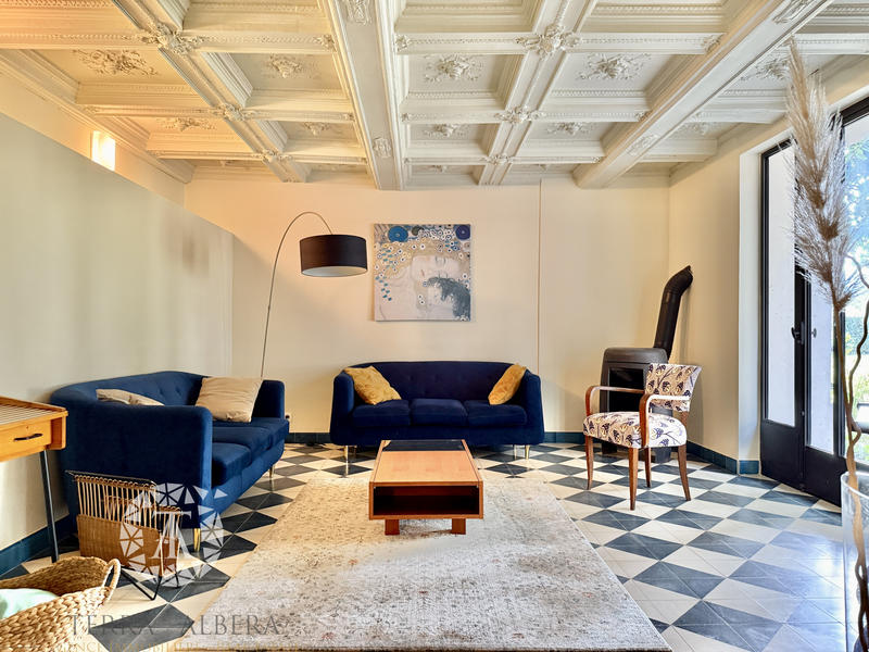 Propriété - 504 m² - 12 pièces