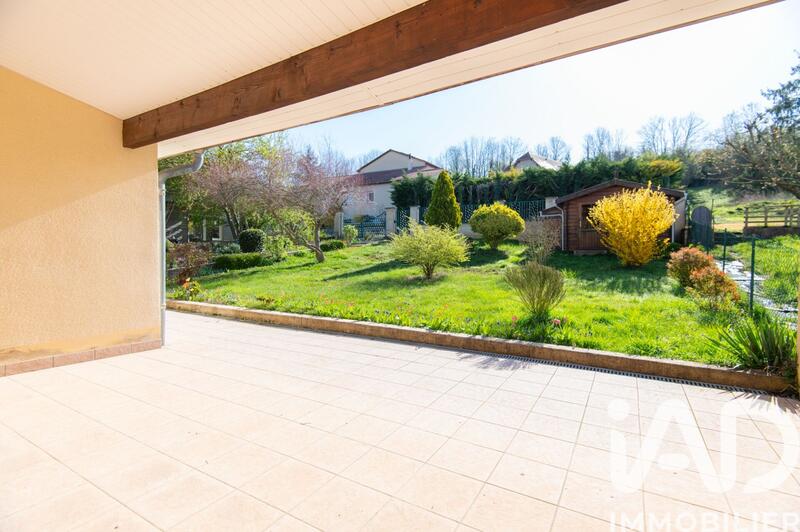 Maison de village - 240 m² - 7 pièces