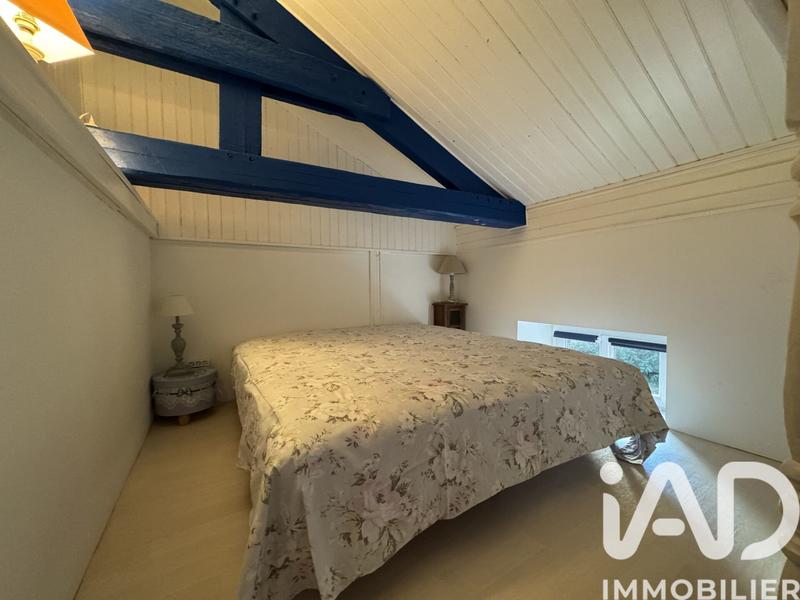 Maison - 215 m² - 7 pièces