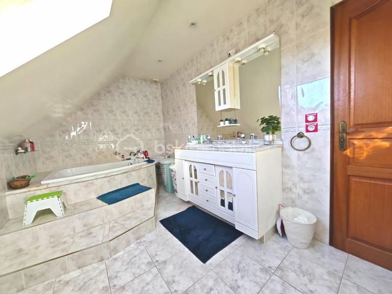 Pavillon - 124 m² - 5 pièces