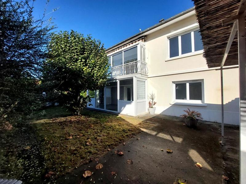 Maison - 168 m² - 7 pièces