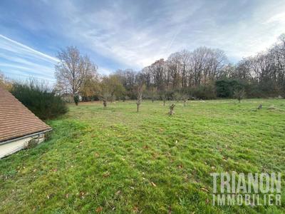 Terrain constructible - 4 868 m²