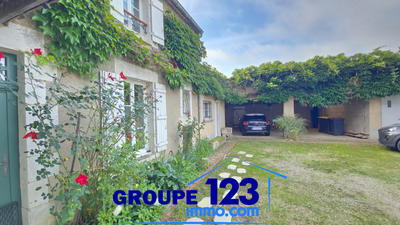 Maison - 382 m² - 10 pièces