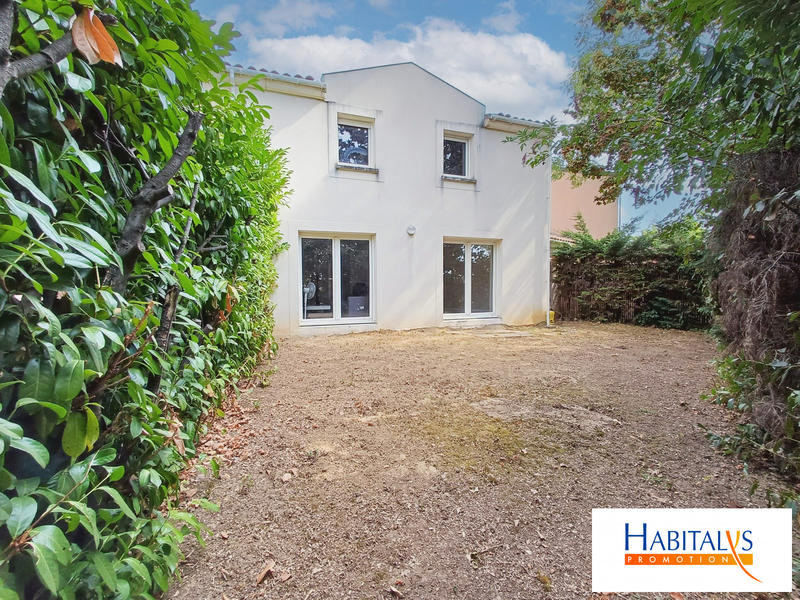 Maison traditionnelle - 91 m² - 4 pièces