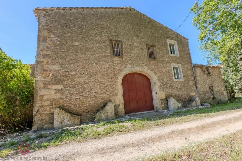 Propriété - 530 m² - 23 pièces