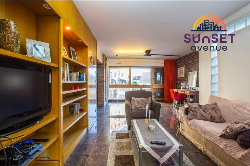 Maison contemporaine - 137 m² - 7 pièces