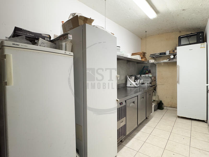 Fonds de commerce - Magasins - 100 m²