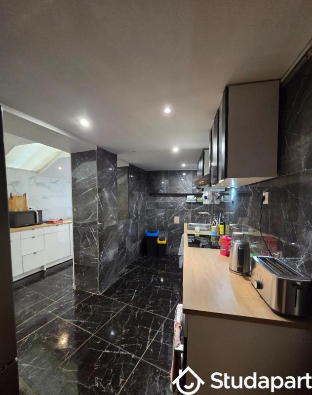 Chambre - 16 m² - 1 pièce