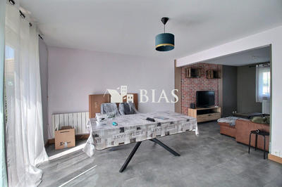 Maison - 91 m² - 4 pièces