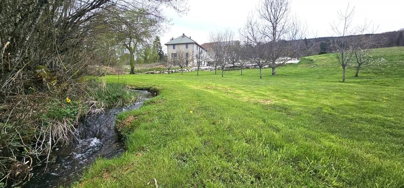 Maison - 240 m² - 6 pièces