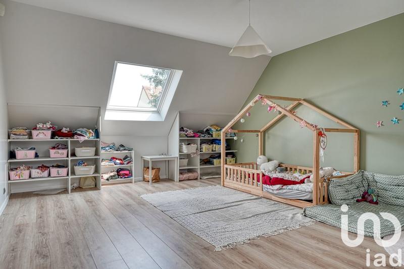 Maison - 151 m² - 6 pièces