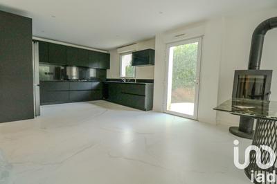 Maison - 148 m² - 6 pièces