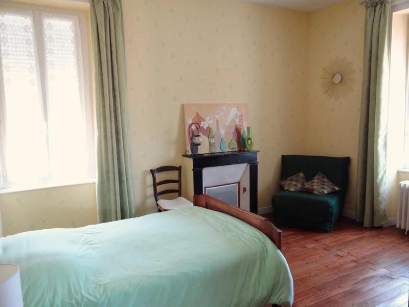 Maison - 203 m² - 8 pièces