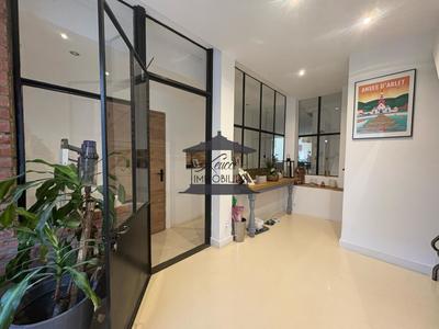 Maison - 170 m² - 6 pièces