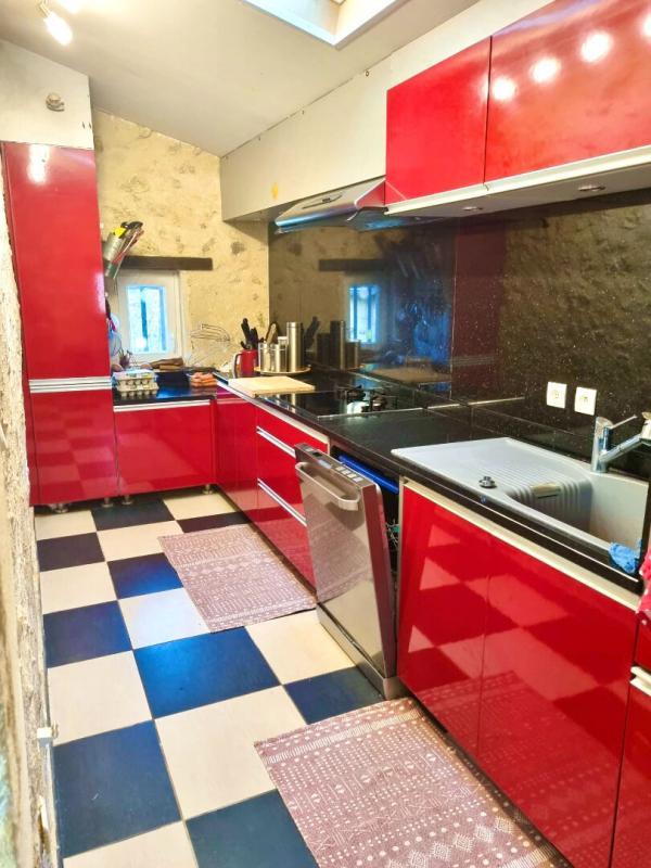 Maison - 220 m² - 9 pièces