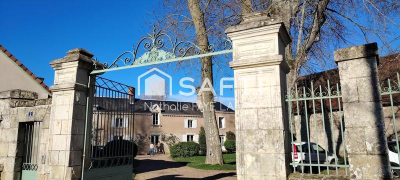 Maison de maîtres - 350 m² - 8 pièces