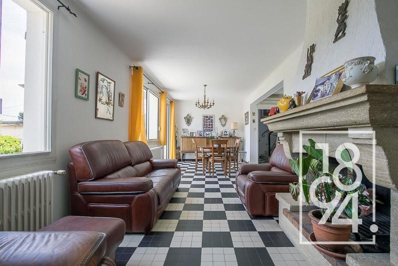 Maison - 140 m² - 4 pièces