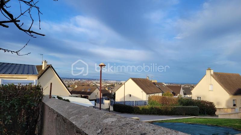 Maison de ville - 69 m² - 4 pièces