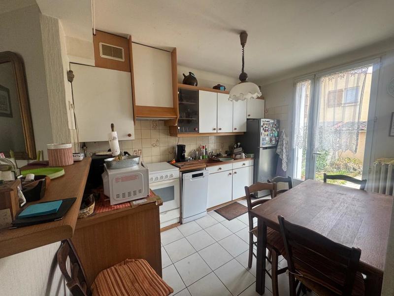 Maison - 93 m² - 5 pièces
