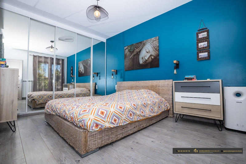 Maison traditionnelle - 143 m² - 5 pièces