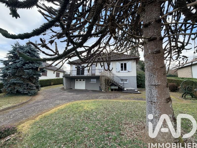 Maison - 94 m² - 6 pièces