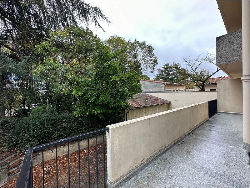 Appartement - 97 m² - 4 pièces