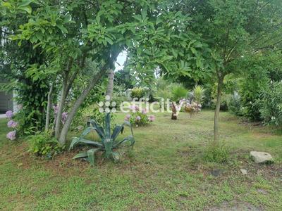 Maison - 166 m² - 8 pièces