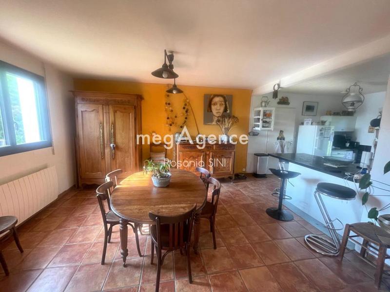 Maison - 101 m² - 4 pièces