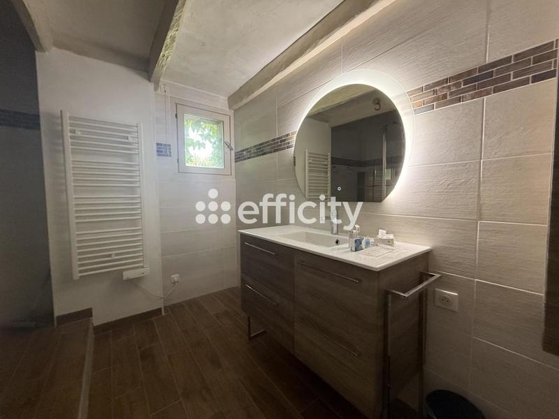 Maison - 192 m² - 7 pièces