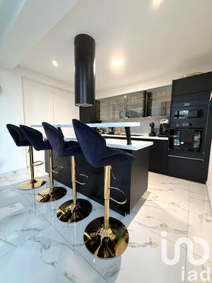 Maison - 125 m² - 5 pièces