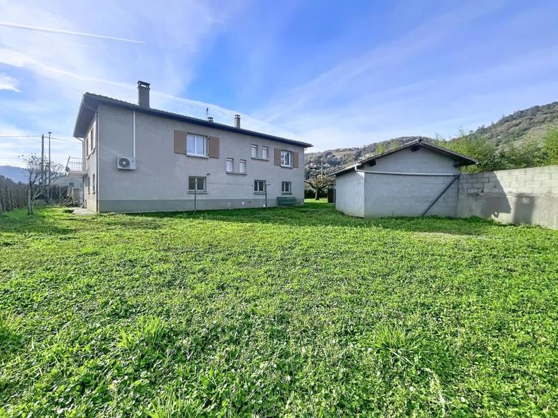 Villa - 161 m² - 7 pièces