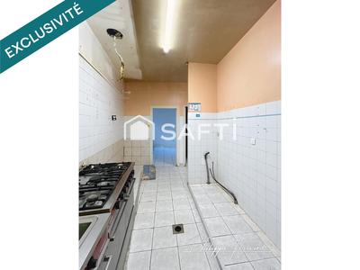 Immeuble - 200 m² - 7 pièces