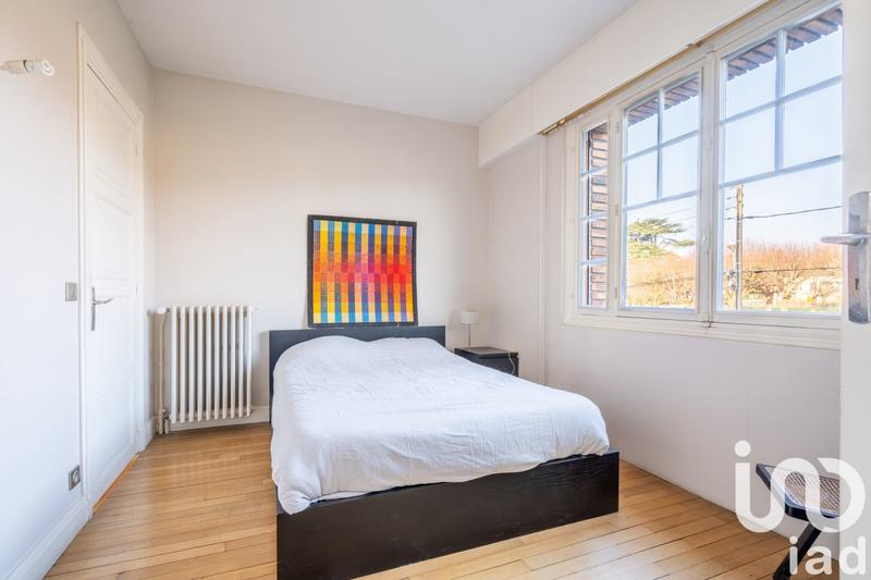 Maison - 369 m² - 12 pièces