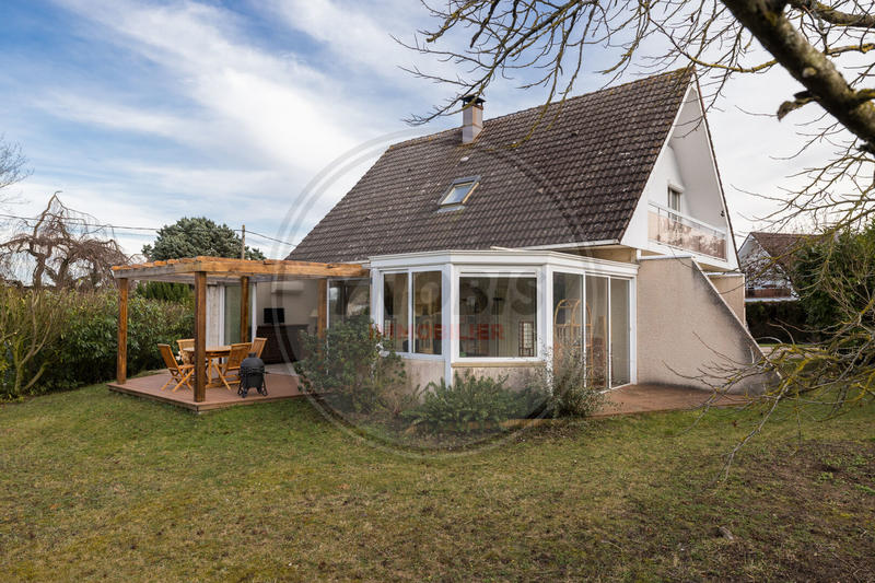 Maison - 139 m² - 6 pièces