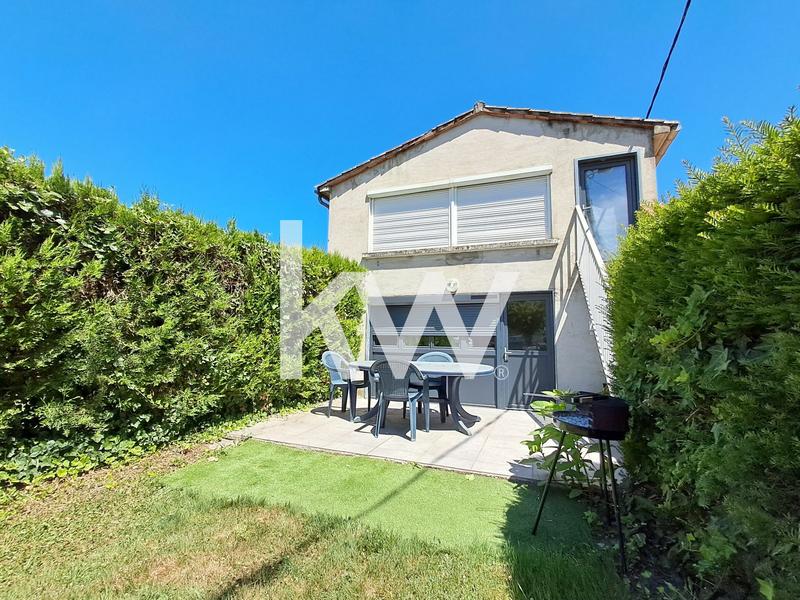 Maison - 180 m² - 8 pièces