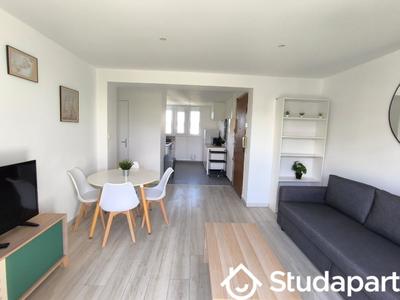 Chambre - 12 m² - 1 pièce