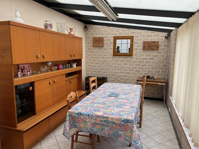 Maison - 93 m² - 7 pièces