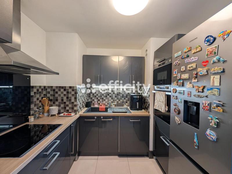 Appartement - 65 m² - 3 pièces